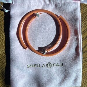 Sheila fajl orange “everybody’s favorite hoops”